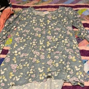 Small Lularoe lynnae top
